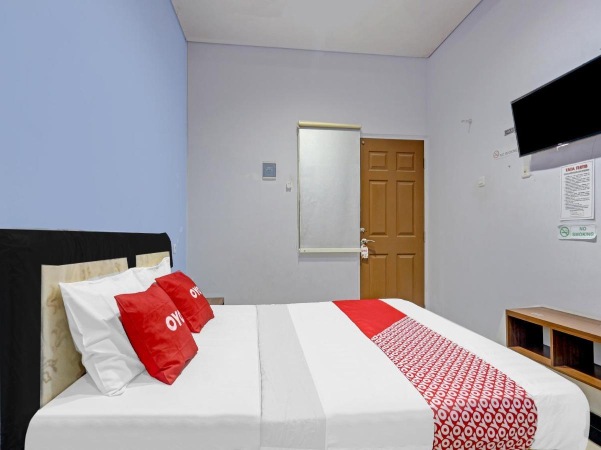 סמאראנג Oyo 90553 Arteri Guest House מראה חיצוני תמונה