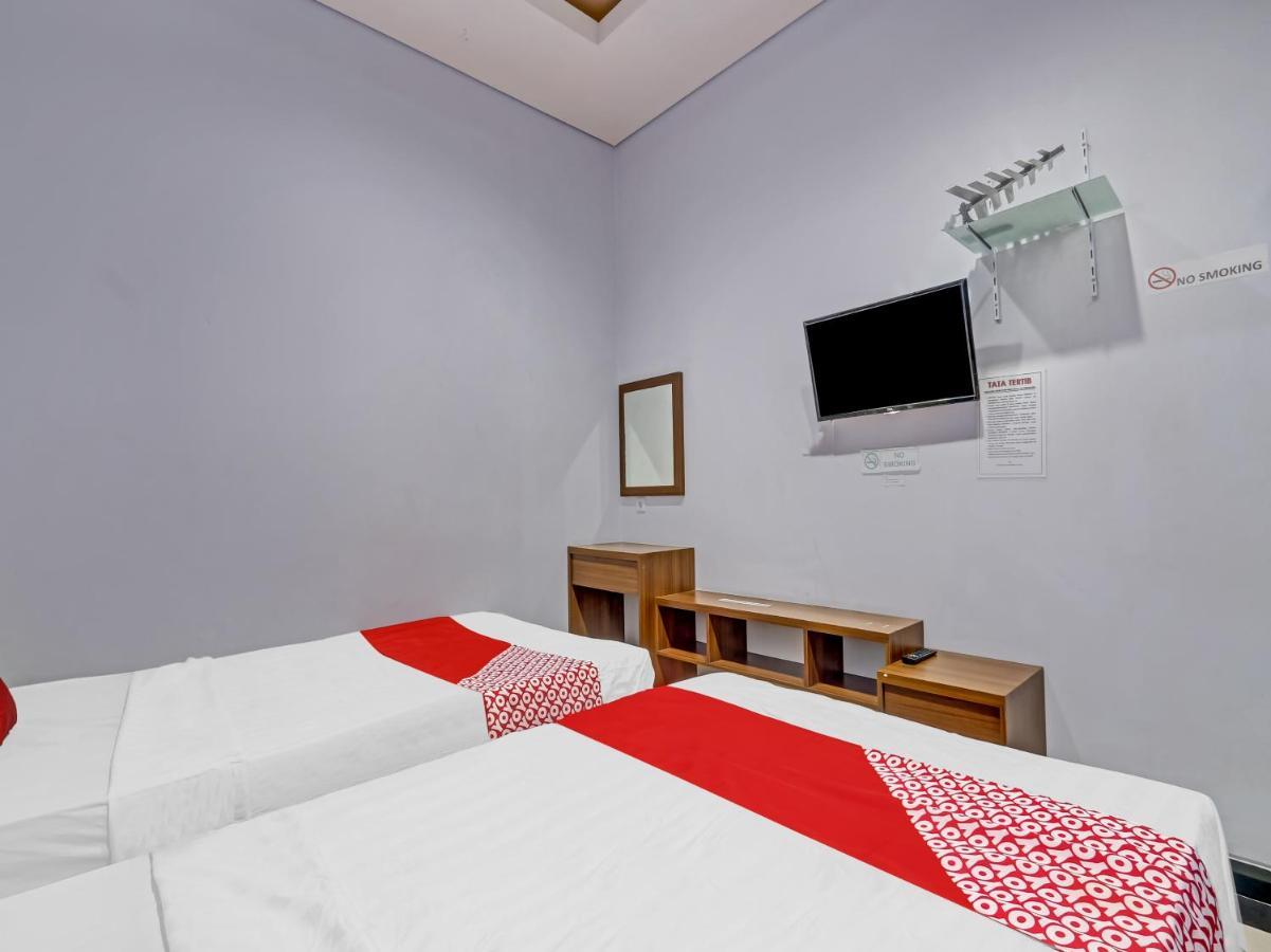 סמאראנג Oyo 90553 Arteri Guest House מראה חיצוני תמונה