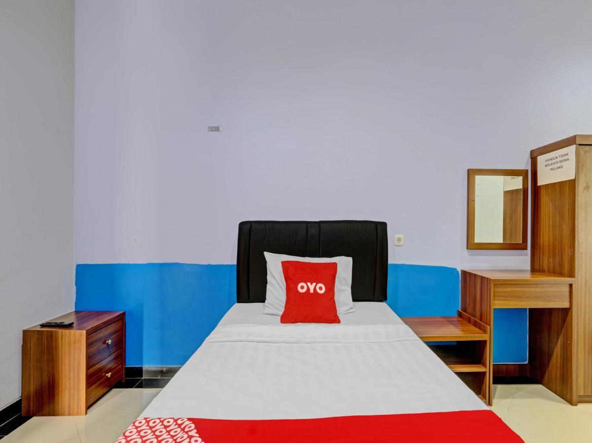 סמאראנג Oyo 90553 Arteri Guest House מראה חיצוני תמונה