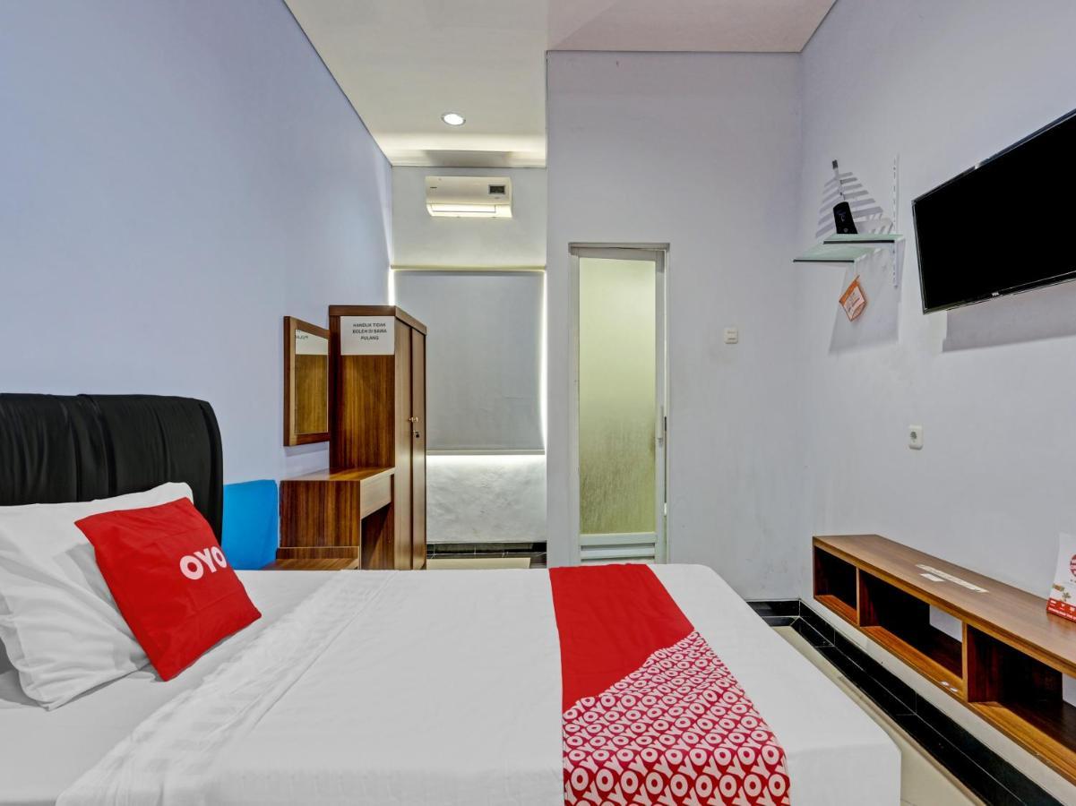 סמאראנג Oyo 90553 Arteri Guest House מראה חיצוני תמונה