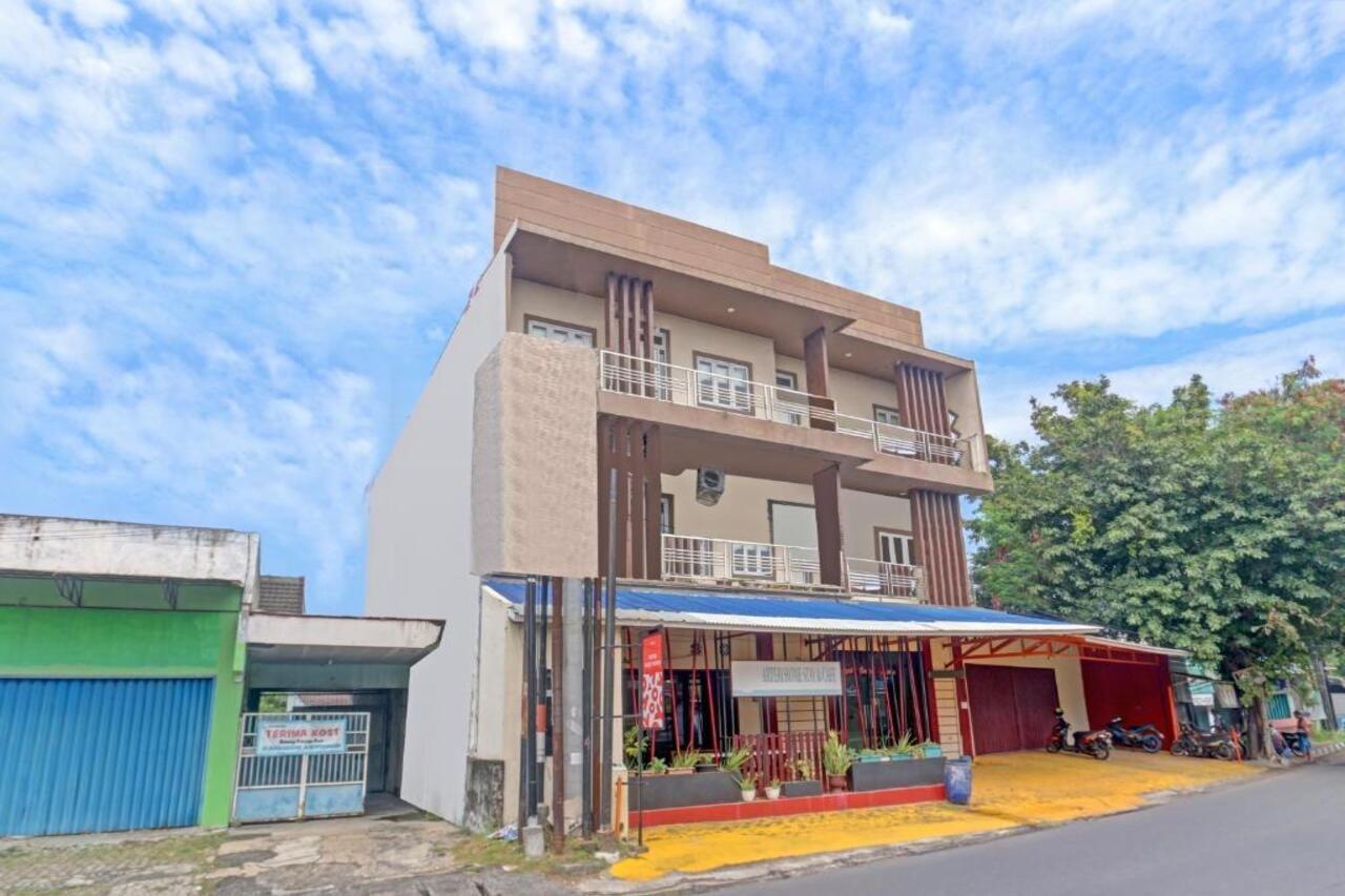 סמאראנג Oyo 90553 Arteri Guest House מראה חיצוני תמונה